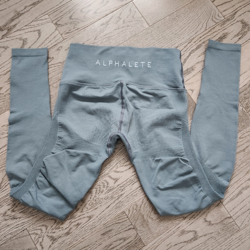 Alphalete Womens Aero Leggings Small